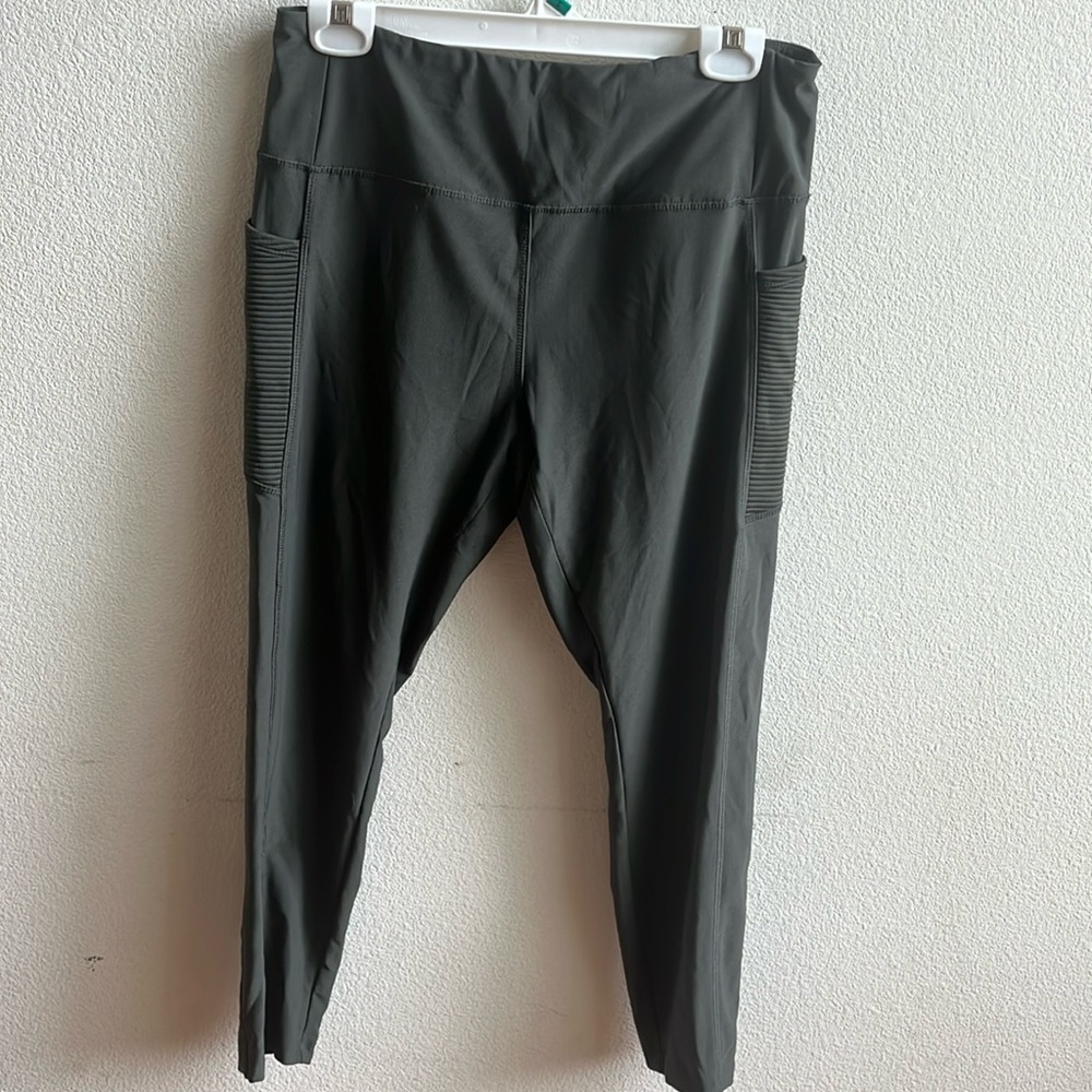 Olive green workout/yoga pants